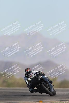 media/Oct-26-2025-Race Pace (Sun) [[c1447ca738]]/Non Verified (1st 20 Minutes of every Hour)/4-Turn 14 (1110am)/